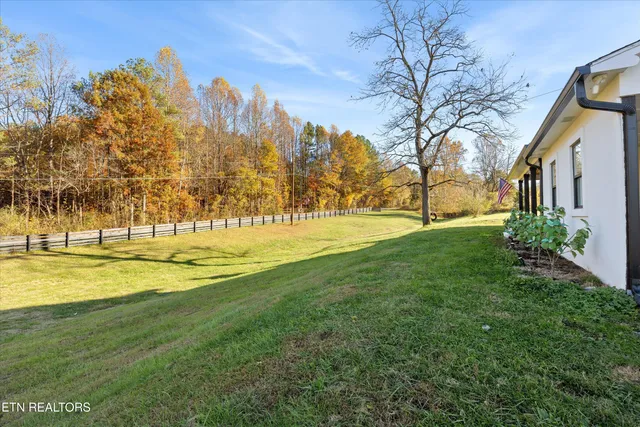 $600,000 | 7931 Dry Valley Road, Loudon, TN 37774