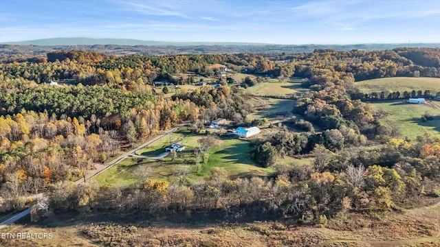 $600,000 | 7931 Dry Valley Road, Loudon, TN 37774