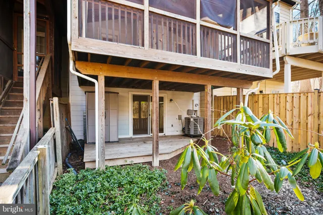 $2,900 | 5718 Wood Mouse Court, Burke, VA 22015