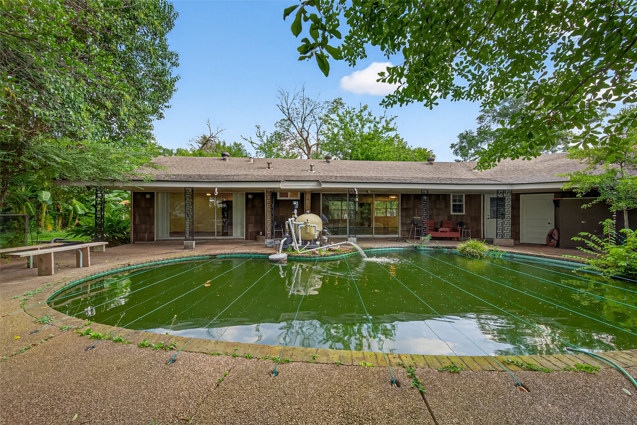 4628 Roseneath Drive, Unit A Houston, TX 77021 - Photo 14 of 15 Koi pond