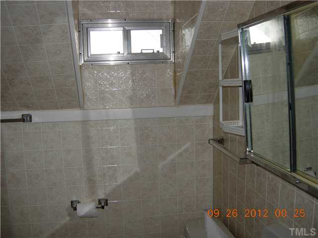 309 Hudson Street Raleigh, NC 27608 - Photo 12 of 17 Upstairs Bath