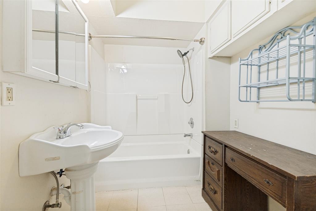 213 Rugel Street Mesquite, TX 75149 - Photo 15 of 25