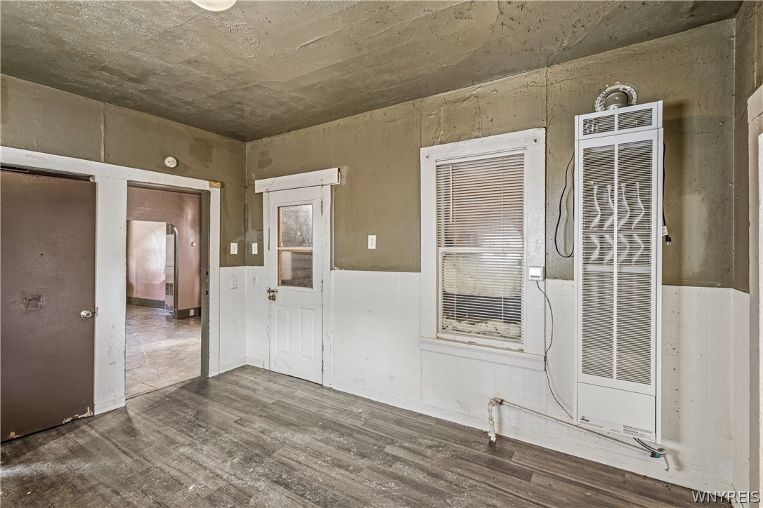 67 Halbert Street Buffalo, NY 14214 - Photo 20 of 48