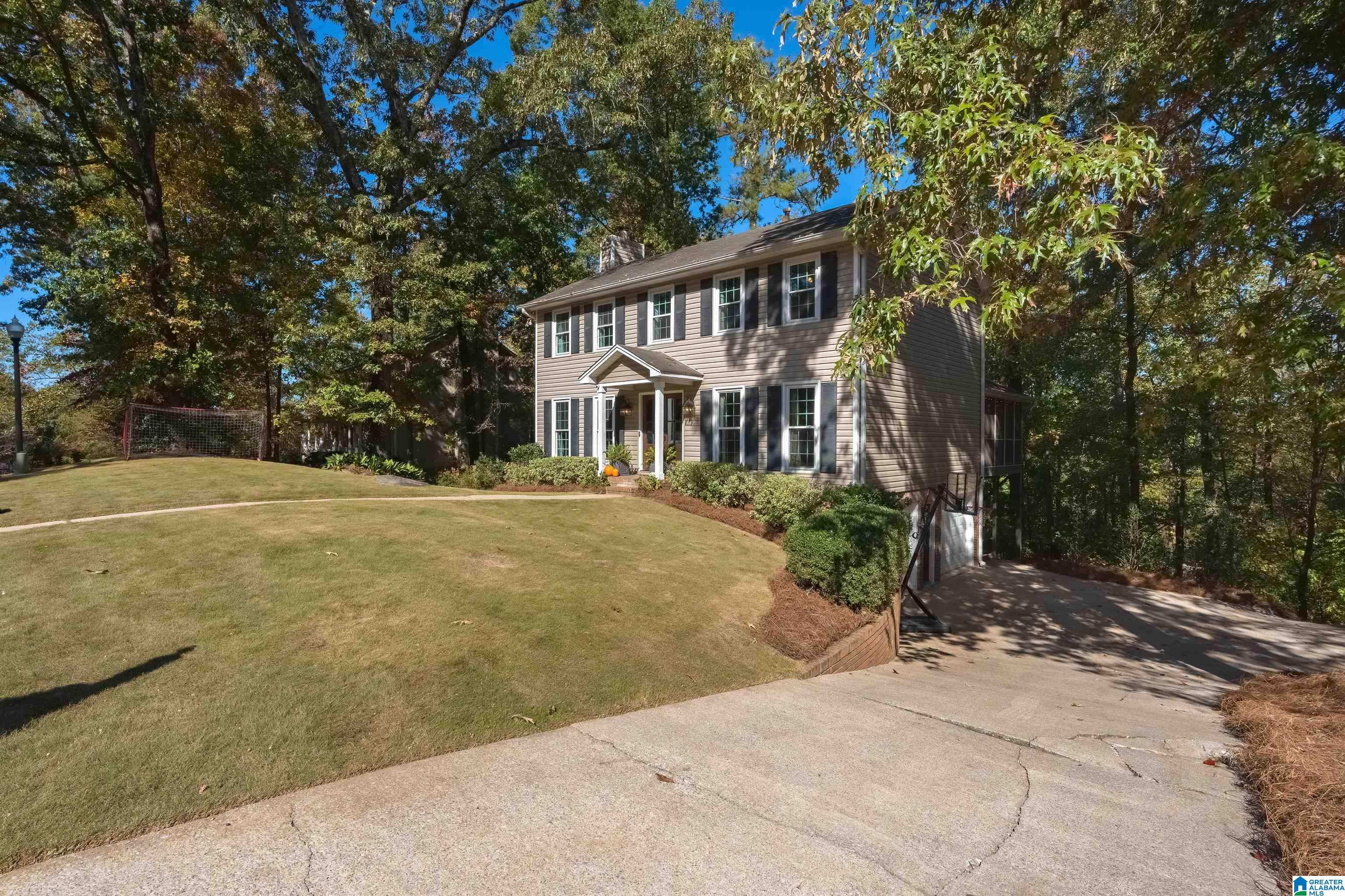 2033 Shagbark Road Birmingham, AL 35244 - Photo 3 of 36