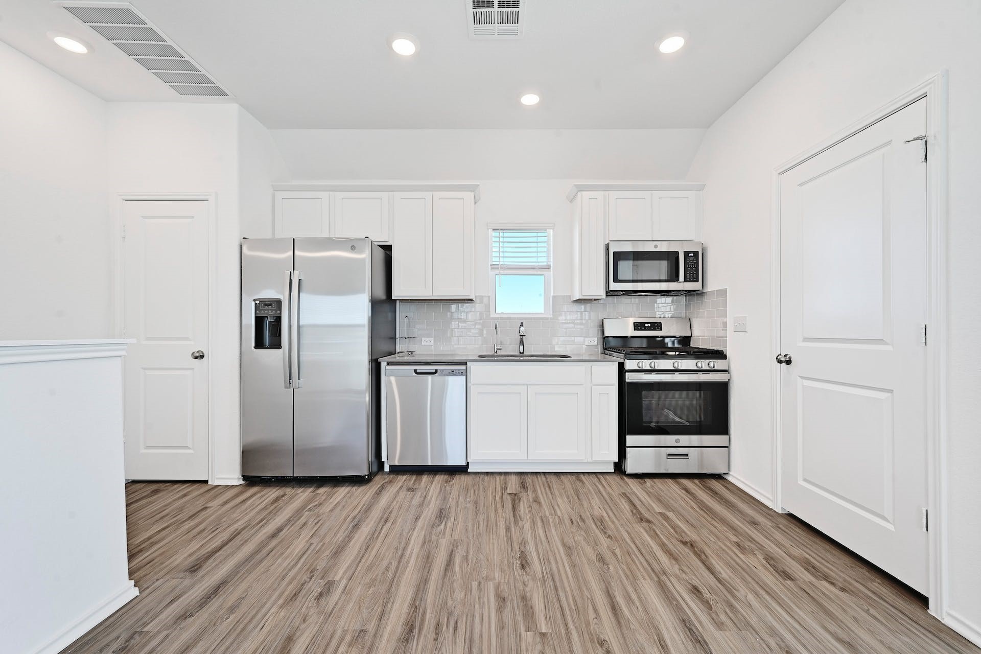 139 Rioja, Unit GARAGE APARTMENT Kyle, TX 78640 - Photo 9 of 16