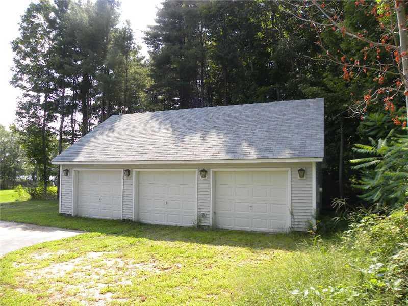 136 Whippoorwill Road Litchfield, ME 04350 - Photo 13 of 31 Parking Lot/Garage.