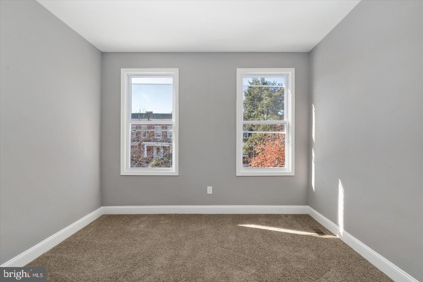 327 Lyndhurst Street Baltimore, MD 21229 - Photo 26 of 44 an empty room with windows