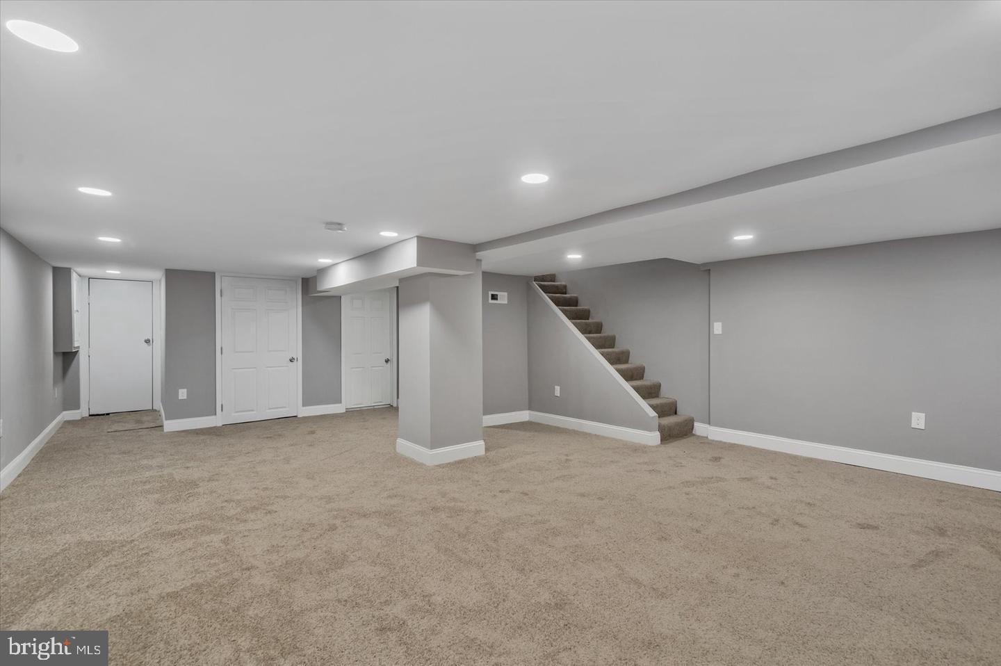 327 Lyndhurst Street Baltimore, MD 21229 - Photo 32 of 44 an empty room with an entryway