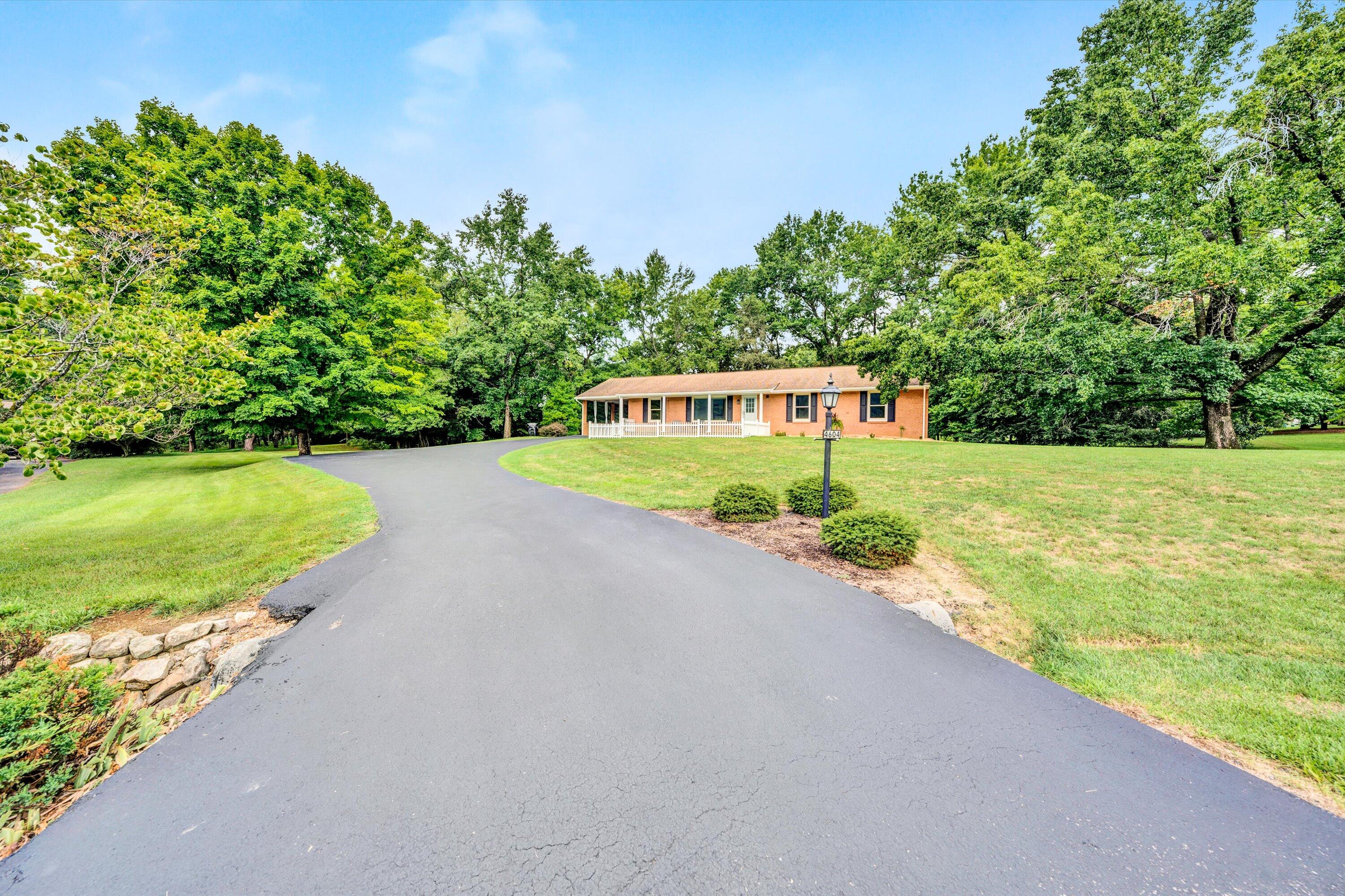 4604 Phyllis Road Northeast Roanoke, VA 24012 - Photo 39 of 44 49-072320240049