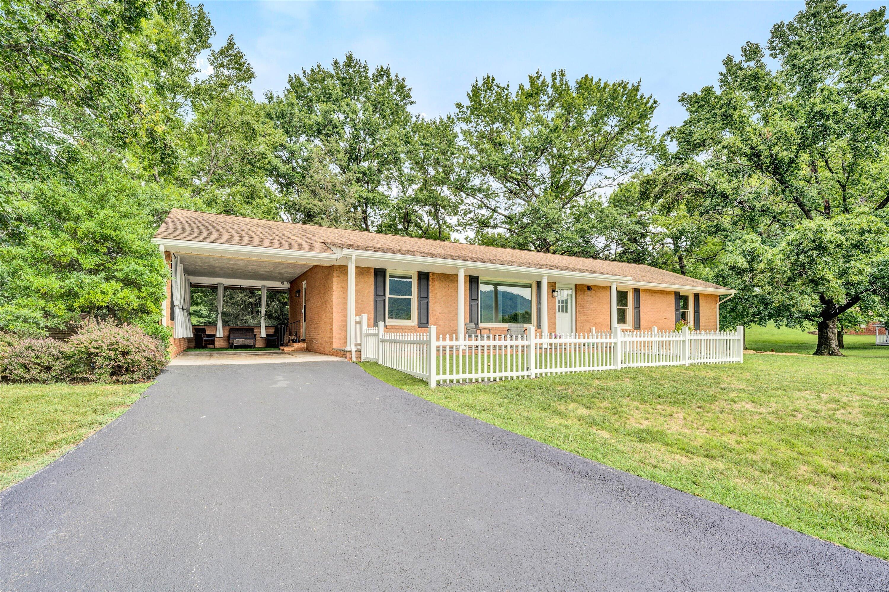 4604 Phyllis Road Northeast Roanoke, VA 24012 - Photo 41 of 44 02-072320240046