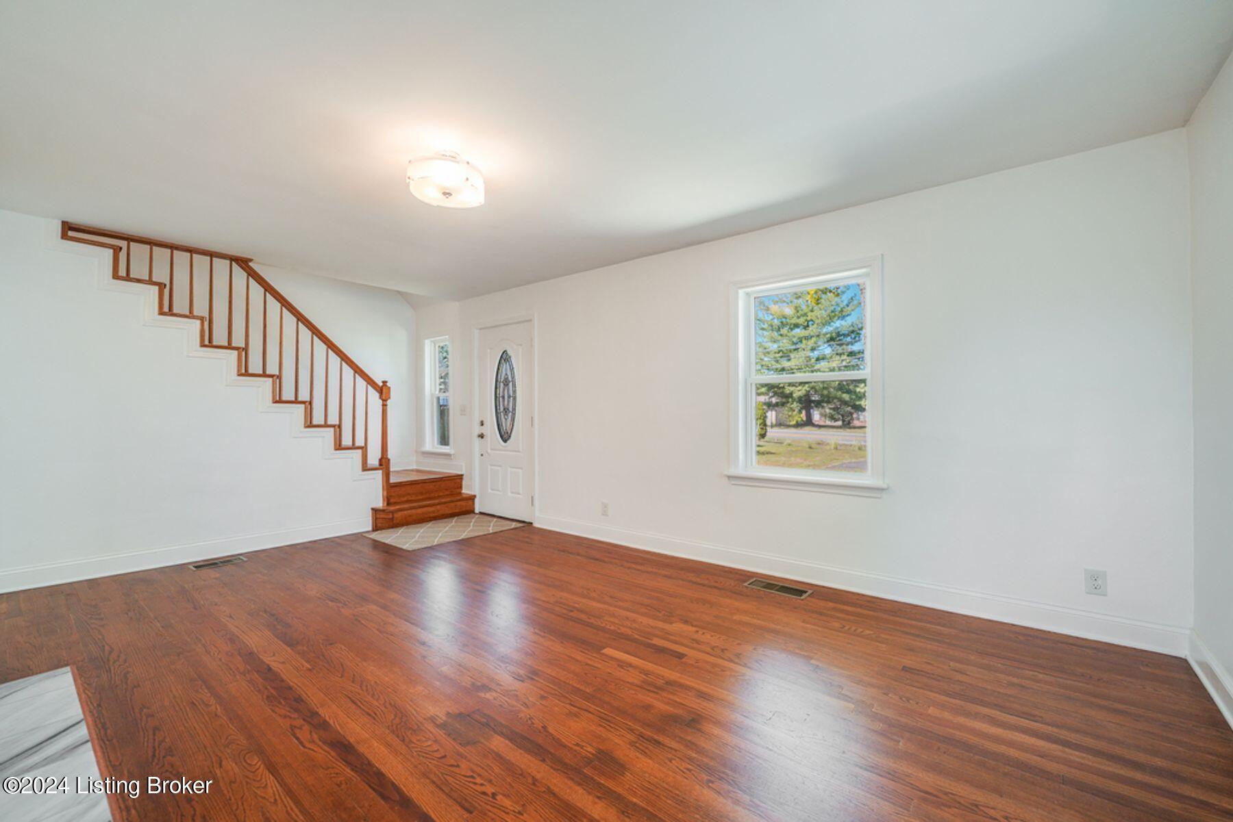 3911 Billtown Road Louisville, KY 40299 - Photo 9 of 64 photo_online_006