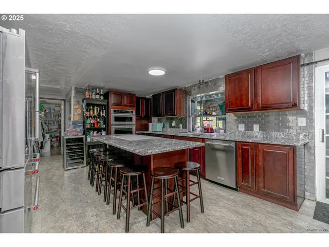 $650,000 | 38289 Southeast Coupland Road, Estacada, OR 97023