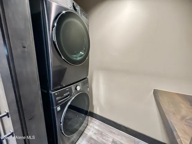 $1,650,000 | 40 Palouse Drive, Nordman, ID 83848