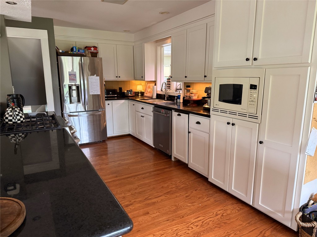 205 African Road Vestal, NY 13850 - Photo 21 of 38