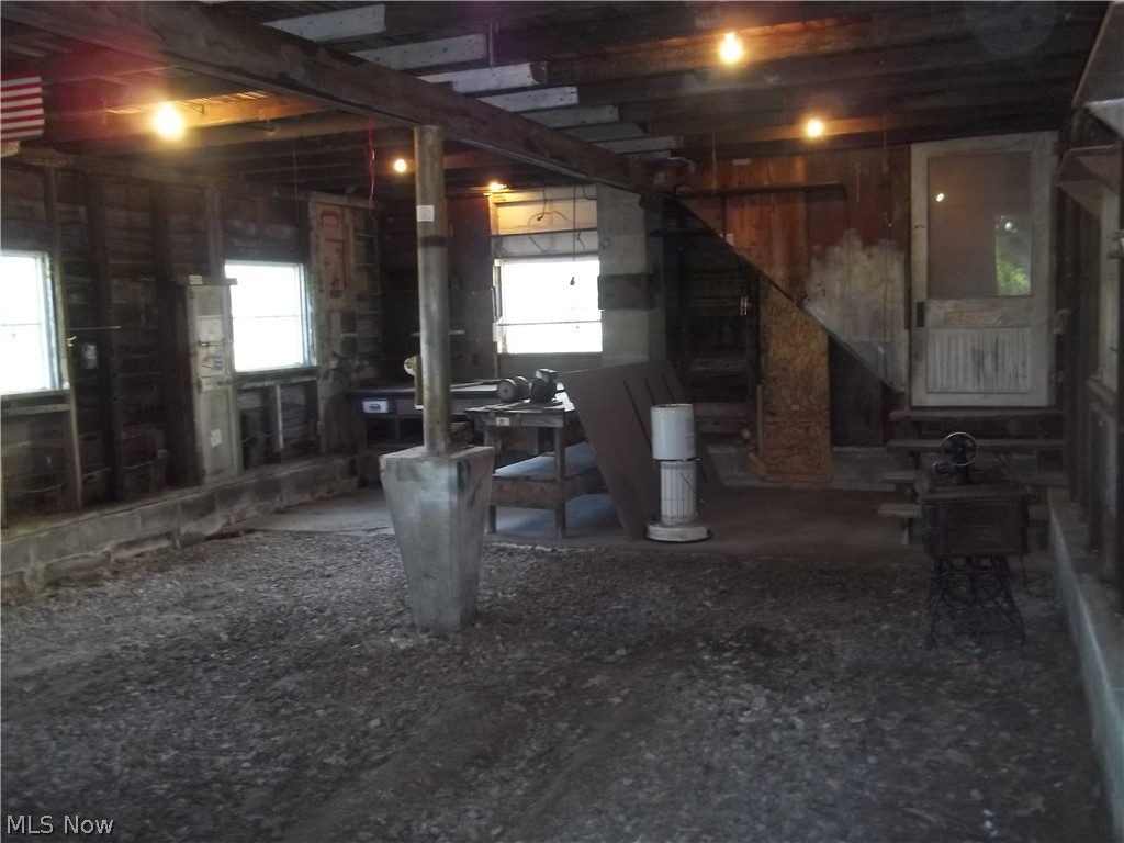 5985 Neff Road Valley City, OH 44280 - Photo 14 of 17 Gallery Image 14