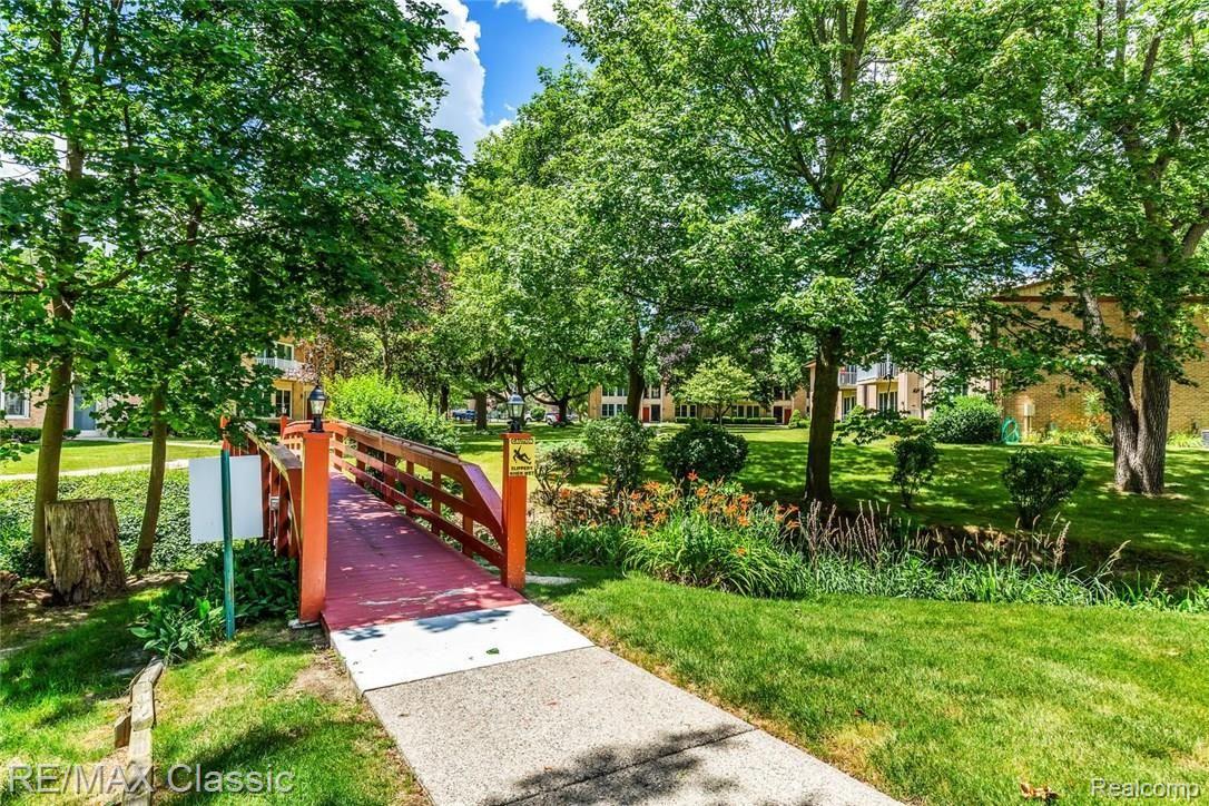 1199 South Sheldon Road, Unit 6 Plymouth, MI 48170 - Photo 5 of 17 5 Grounds 2.jpg
