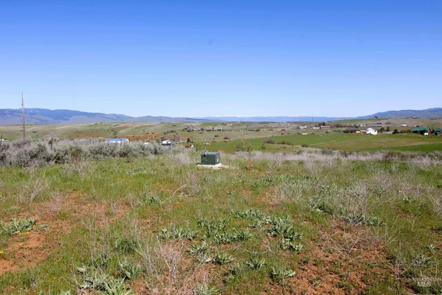 $175,000 | Tbd Highland Lane, Mesa, ID 83643