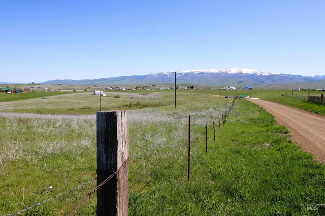 $175,000 | Tbd Highland Lane, Mesa, ID 83643