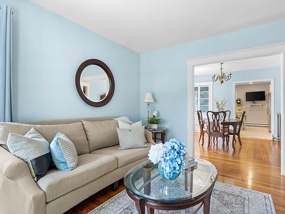 48 Newcomb Street, Unit 48 Arlington, MA 02474 - Photo 5 of 20