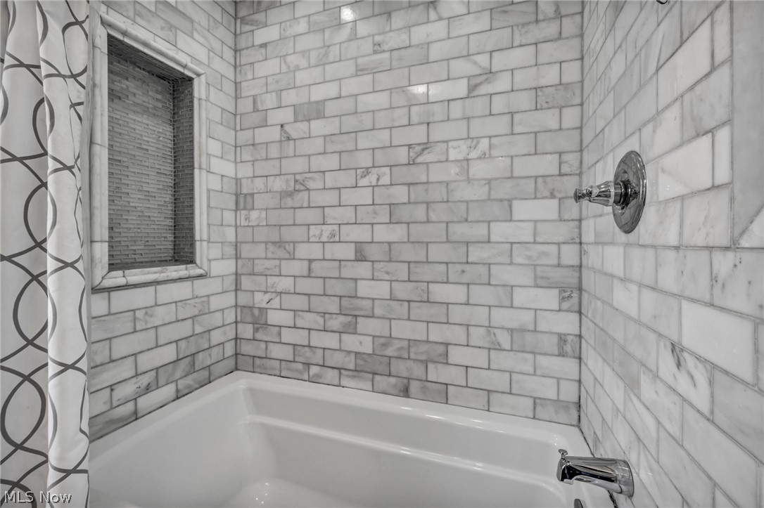 1412 Belrose Road Cleveland, OH 44124 - Photo 20 of 37 Gallery Image 20