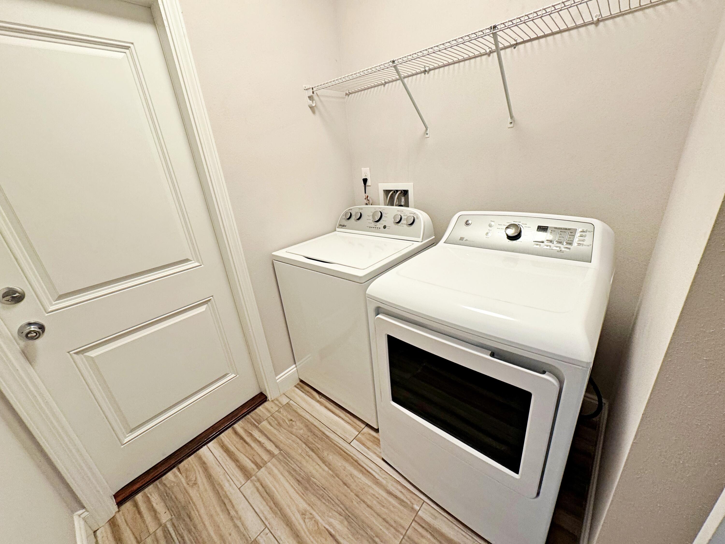 420 Little John Road Mary Esther, FL 32569 - Photo 31 of 37 a utility room with dryer and washer