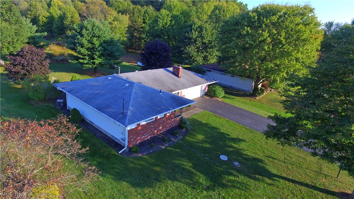 4270 Templeton Road Northwest Warren, OH 44481 - Photo 4 of 35 Gallery Image 4