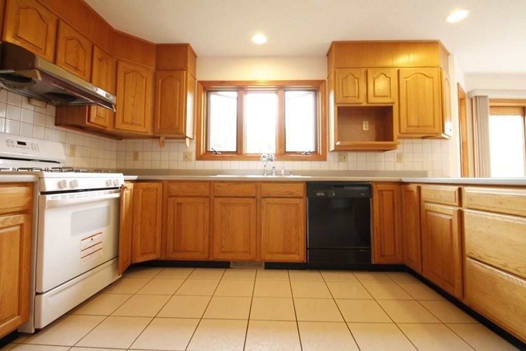 18 High Meadow Road Hadley, MA 01035 - Photo 11 of 30 Gallery Image 11