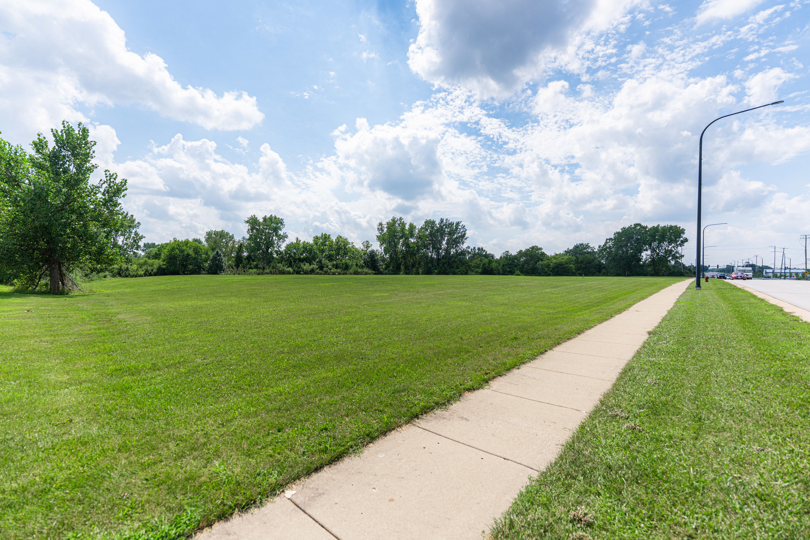 Vacant 191st Street Mokena, IL 60448 - Photo 9 of 12 a view of a pathway with a big yard