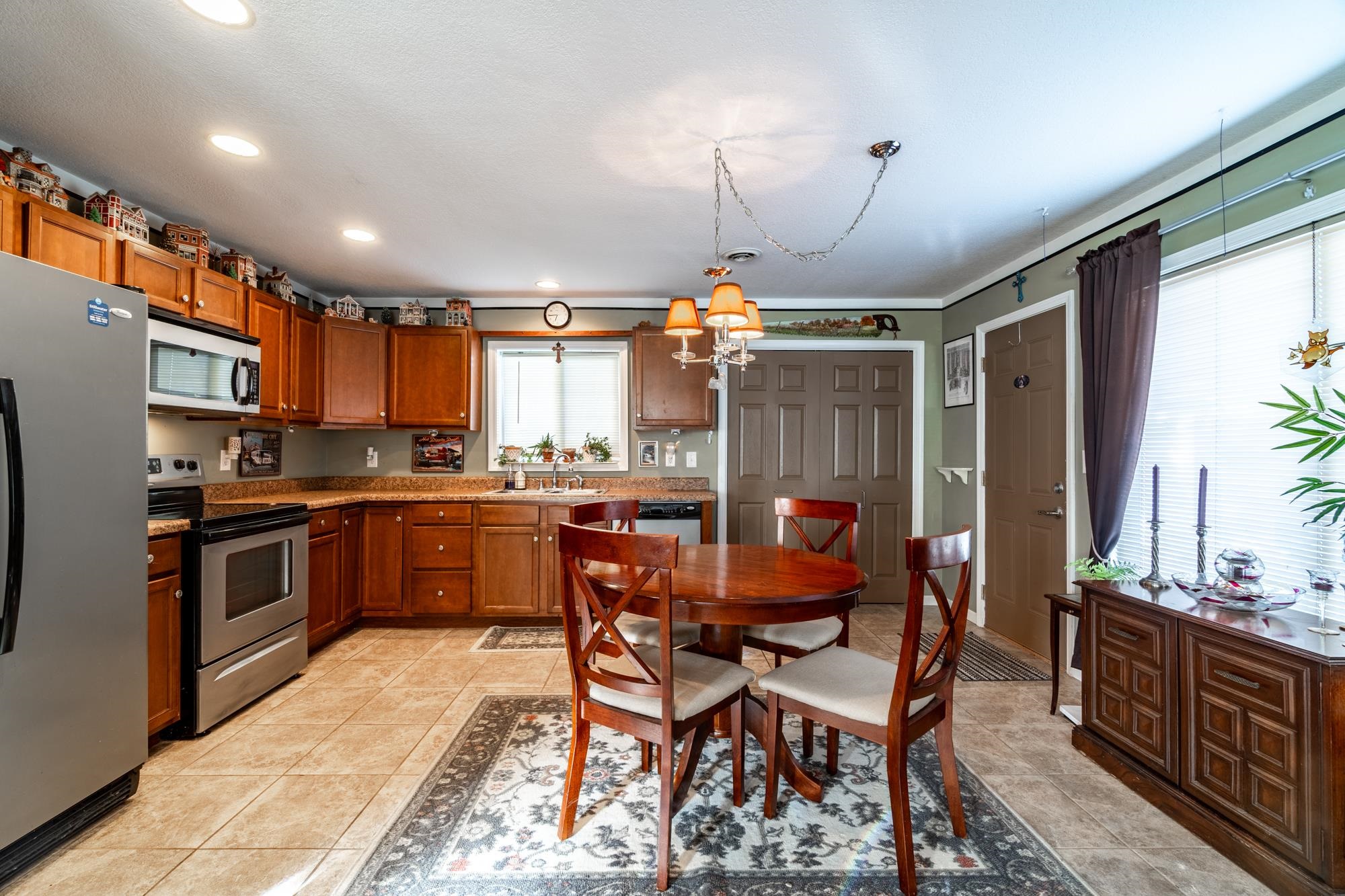 6310 Mayfair Road Fort Wayne, IN 46816 - Photo 13 of 18