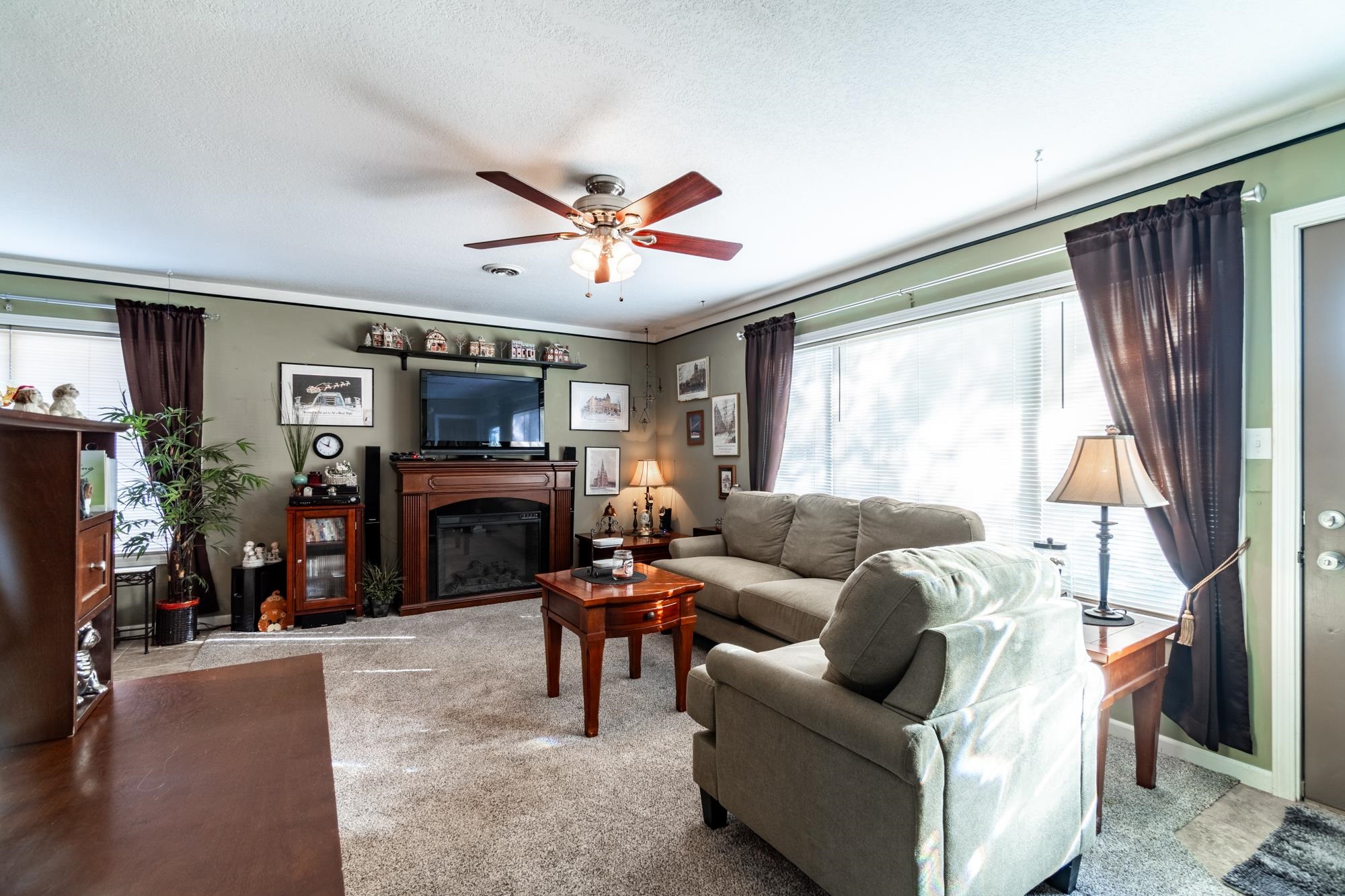 6310 Mayfair Road Fort Wayne, IN 46816 - Photo 4 of 18