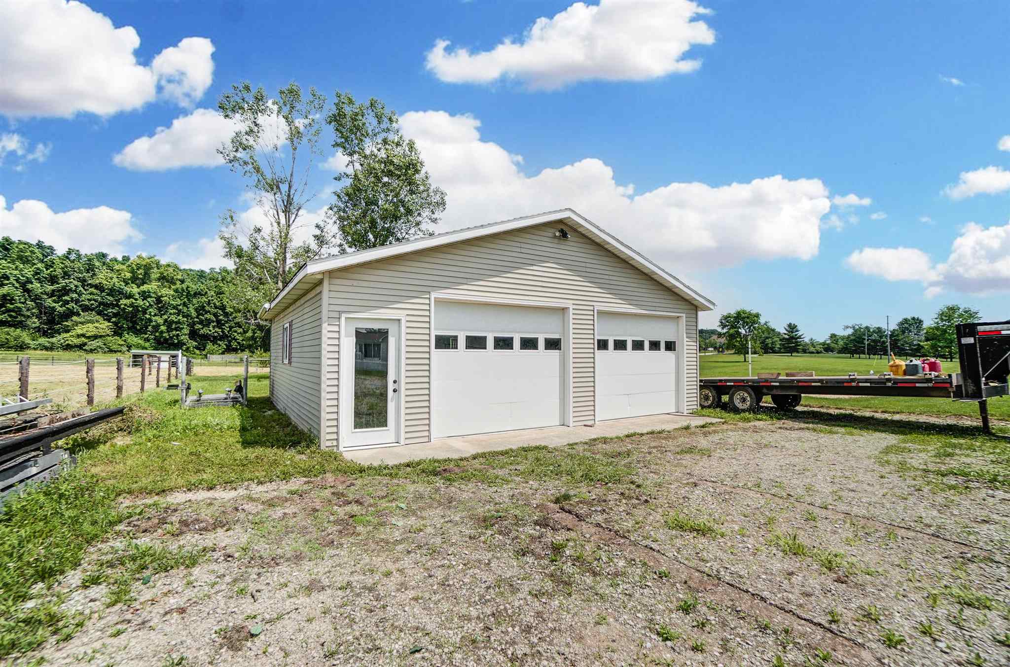 16807 Painter Road Leo, IN 46765 - Photo 21 of 34