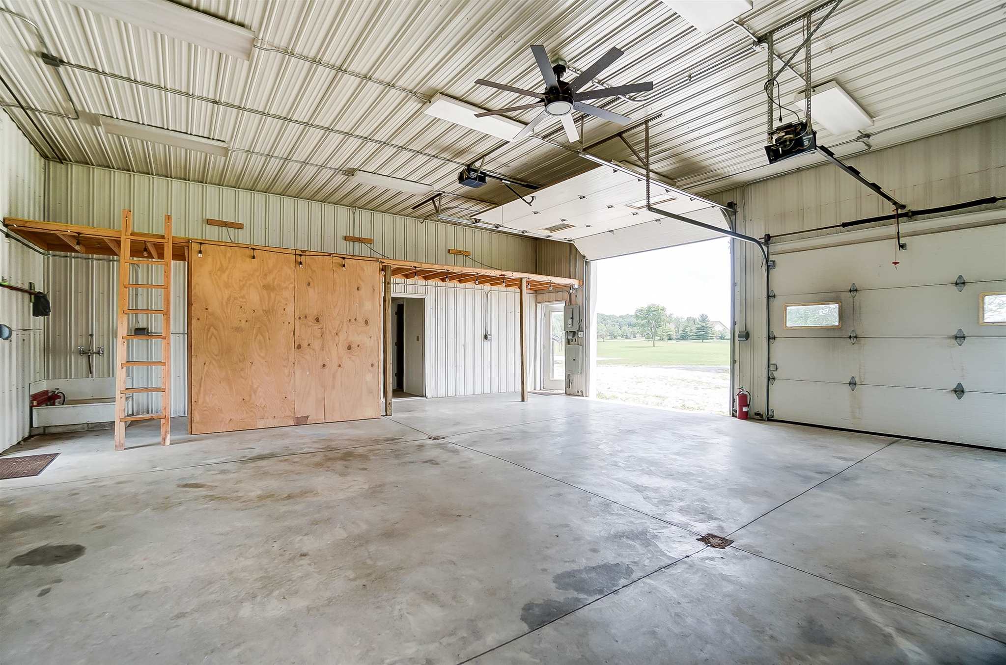16807 Painter Road Leo, IN 46765 - Photo 25 of 34