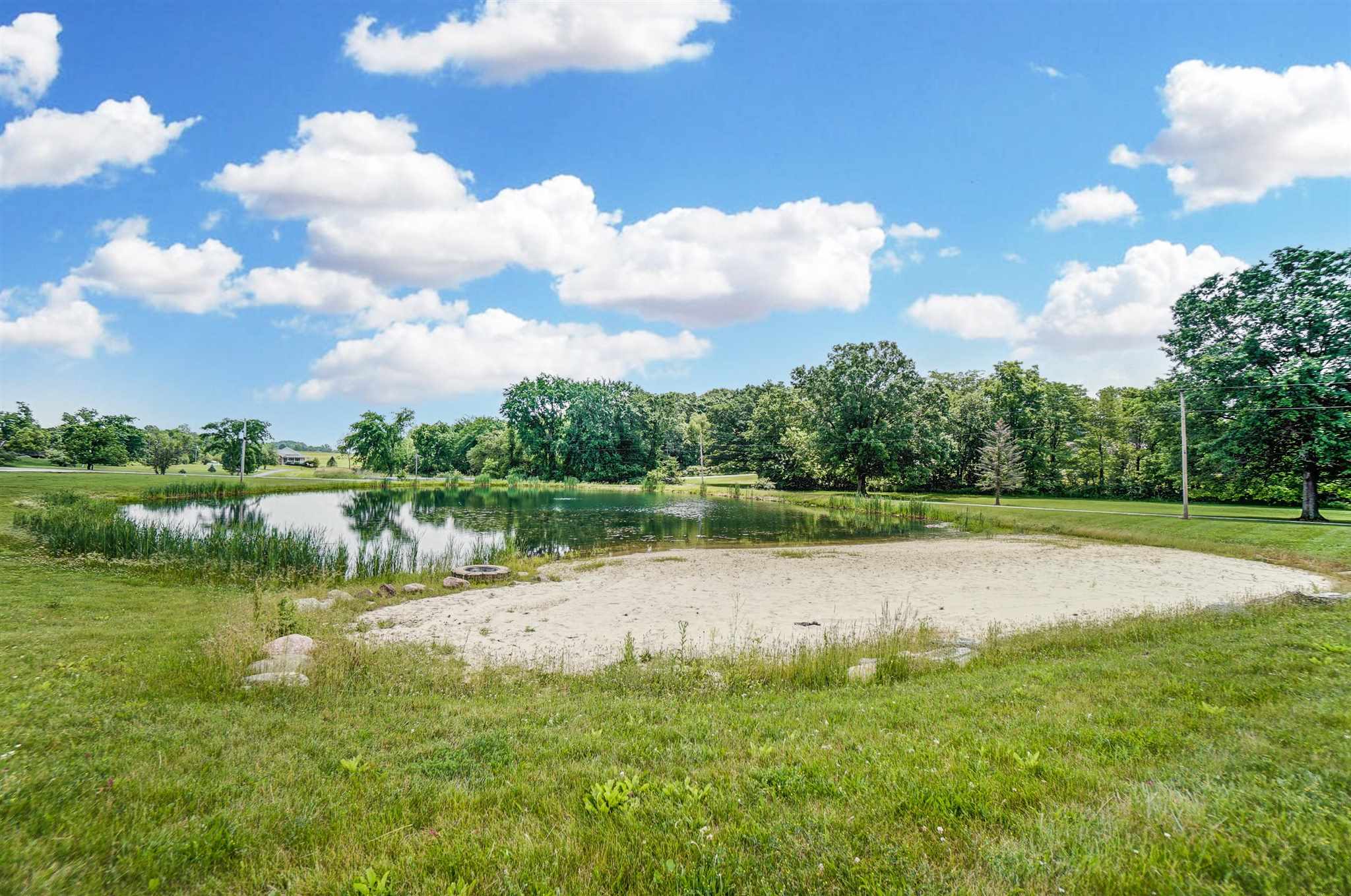 16807 Painter Road Leo, IN 46765 - Photo 4 of 34