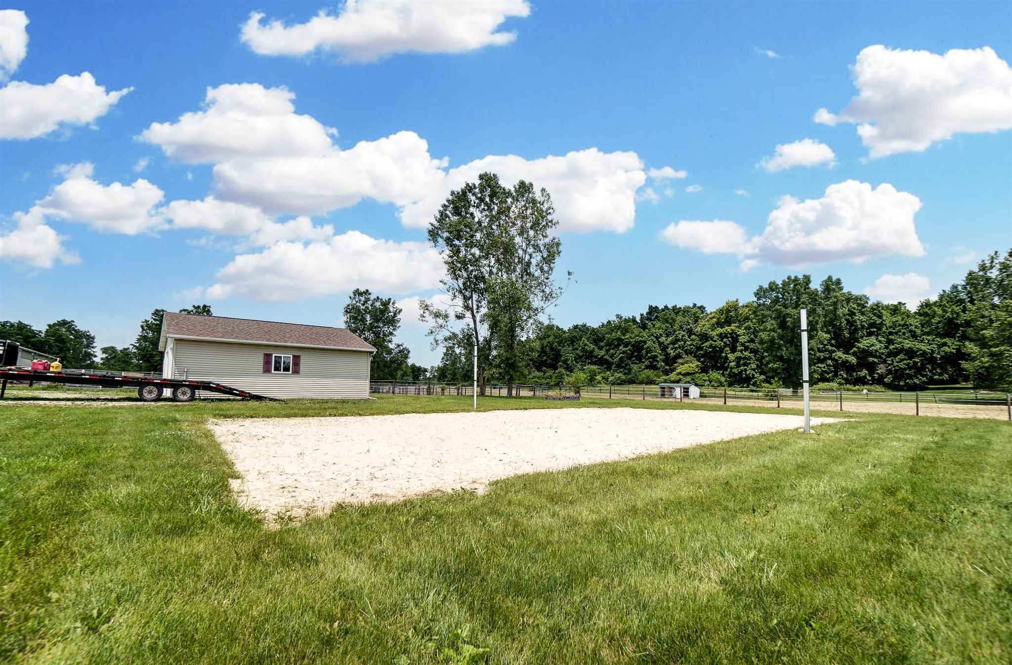 16807 Painter Road Leo, IN 46765 - Photo 32 of 34