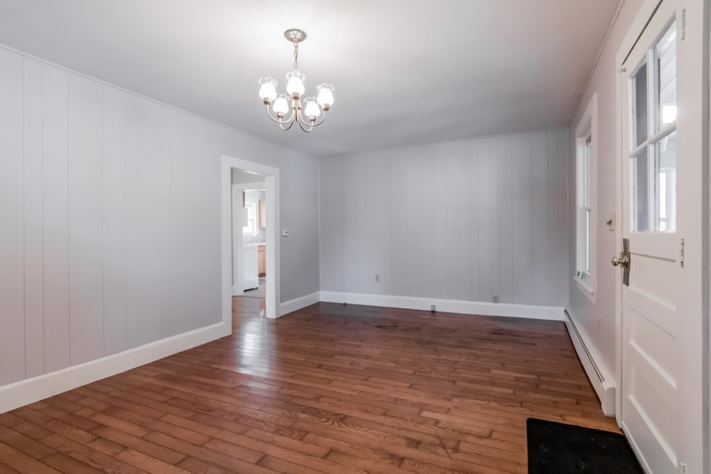 331 State Road Templeton, MA 01436 - Photo 8 of 37