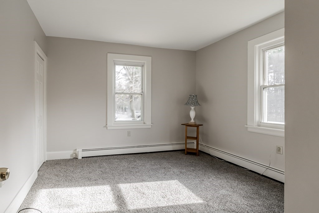 331 State Road Templeton, MA 01436 - Photo 10 of 37