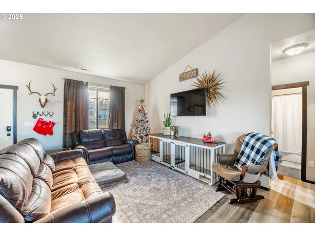 $322,400 | 313 Lincoln Avenue, Umatilla, OR 97882