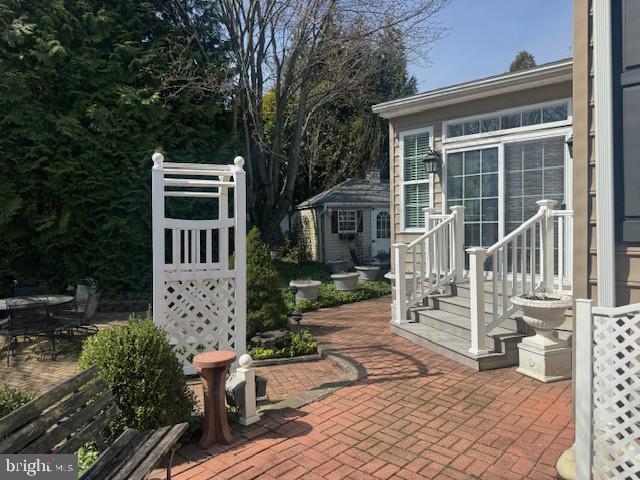 94 Green Lane Nottingham, PA 19362 - Photo 16 of 29 Patio