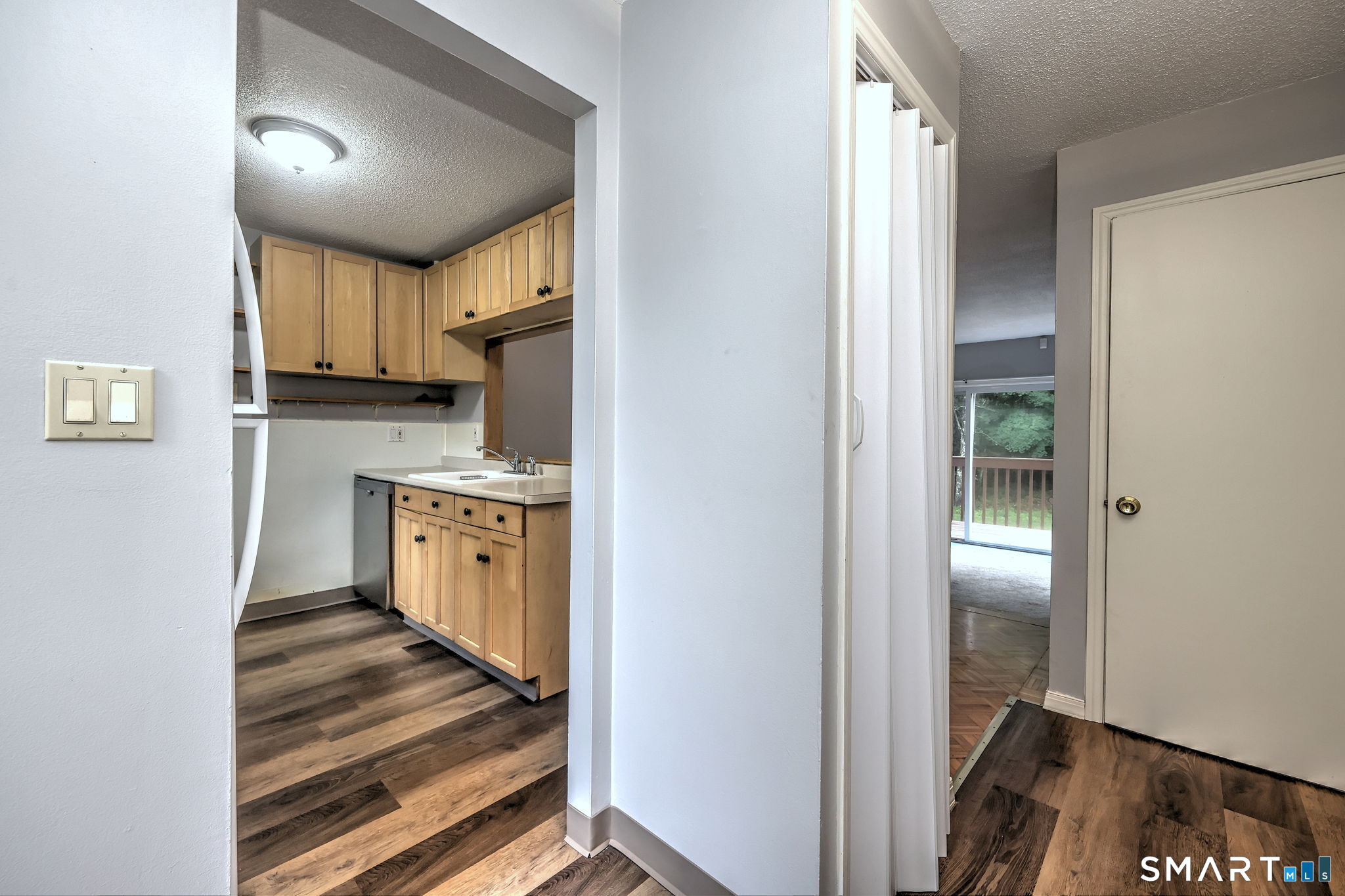 29 Anton Road, Unit D Mansfield, CT 06268 - Photo 13 of 40
