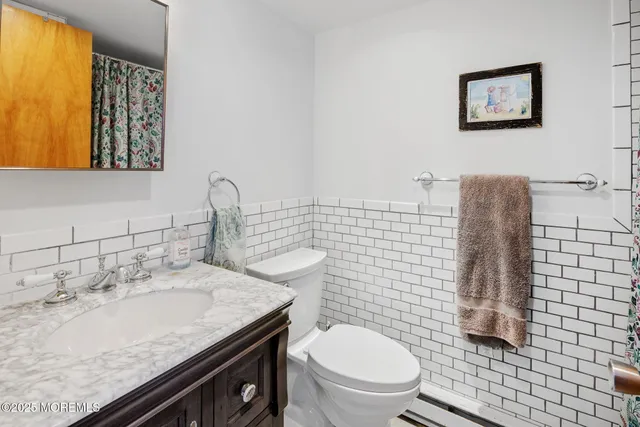 $2,300 | 9 Pearl Street, Unit 1G, Beach Haven, NJ 08008