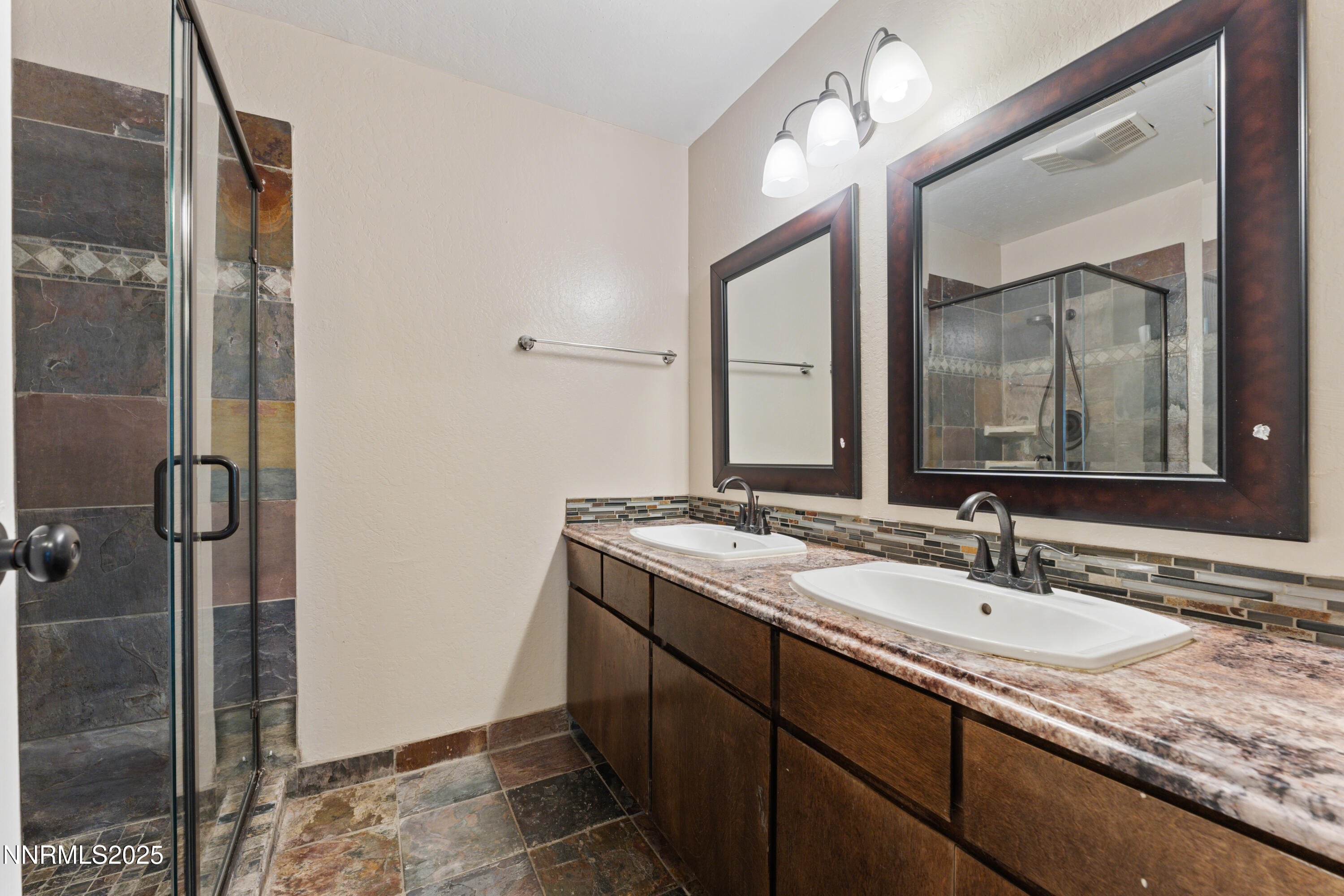 2955 Lakeside Drive, Unit 137 Reno, NV 89509 - Photo 22 of 31 DS204366
