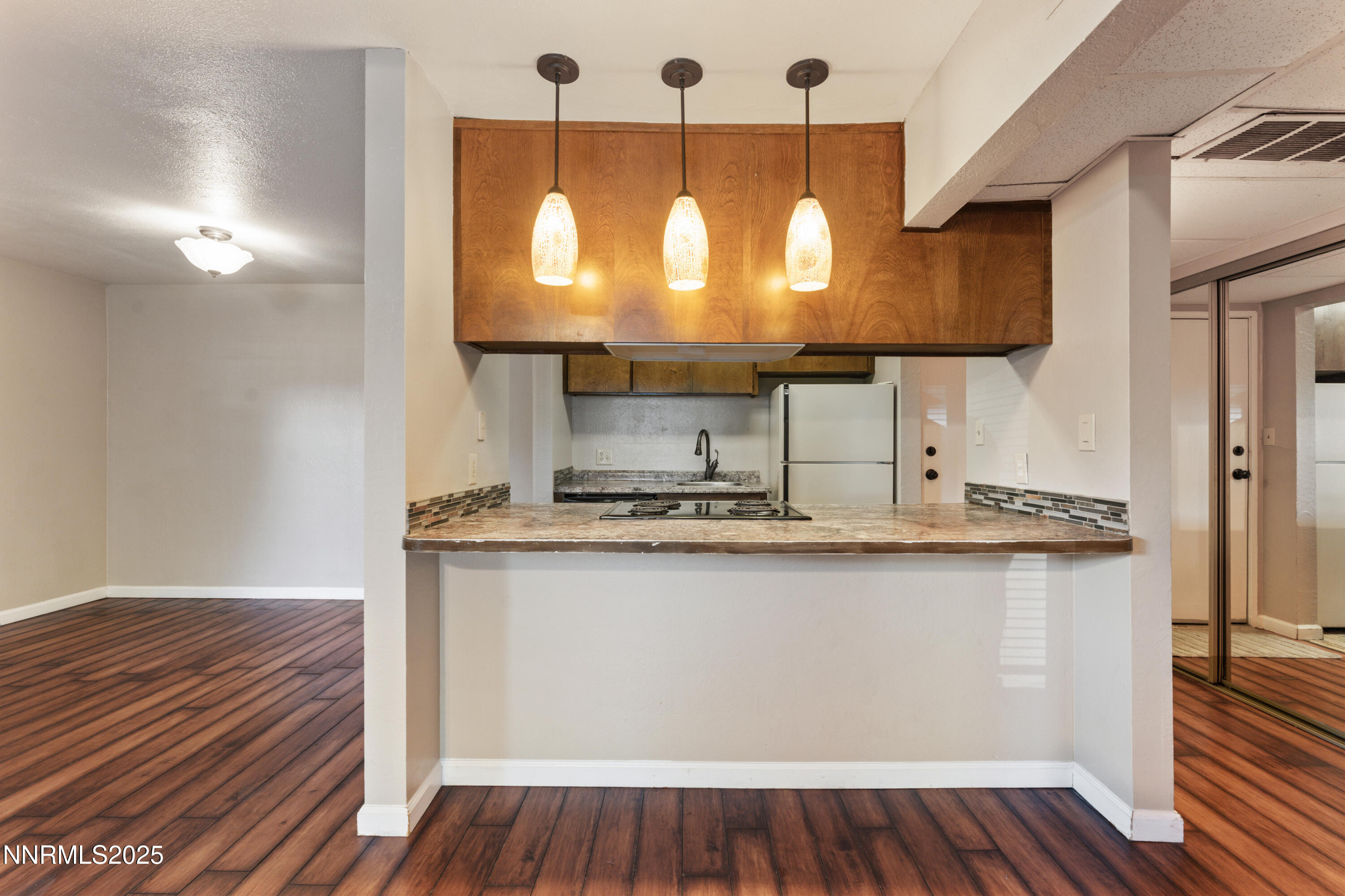 2955 Lakeside Drive, Unit 137 Reno, NV 89509 - Photo 4 of 31 DS204456