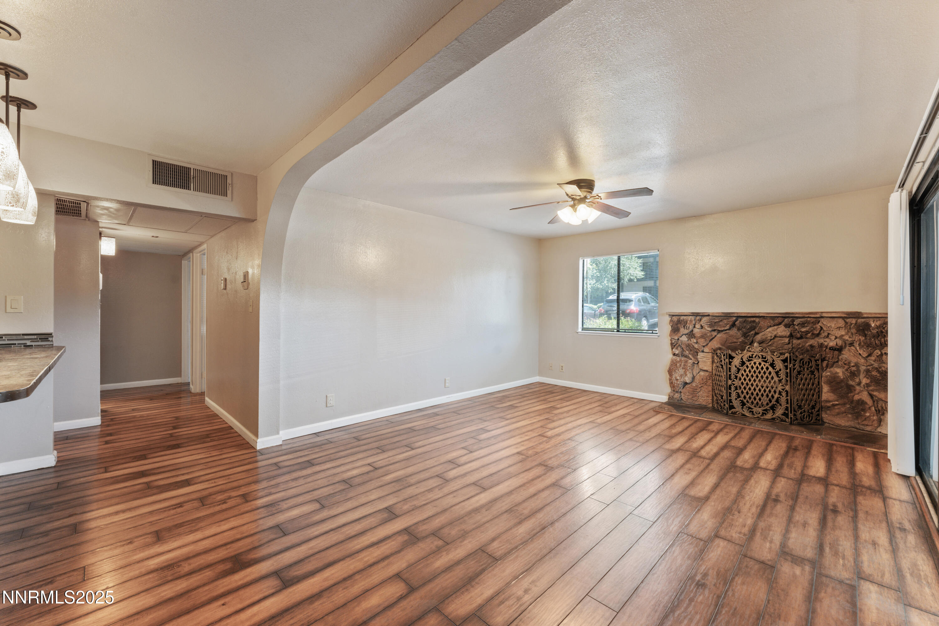 2955 Lakeside Drive, Unit 137 Reno, NV 89509 - Photo 7 of 31 DS204411(1)