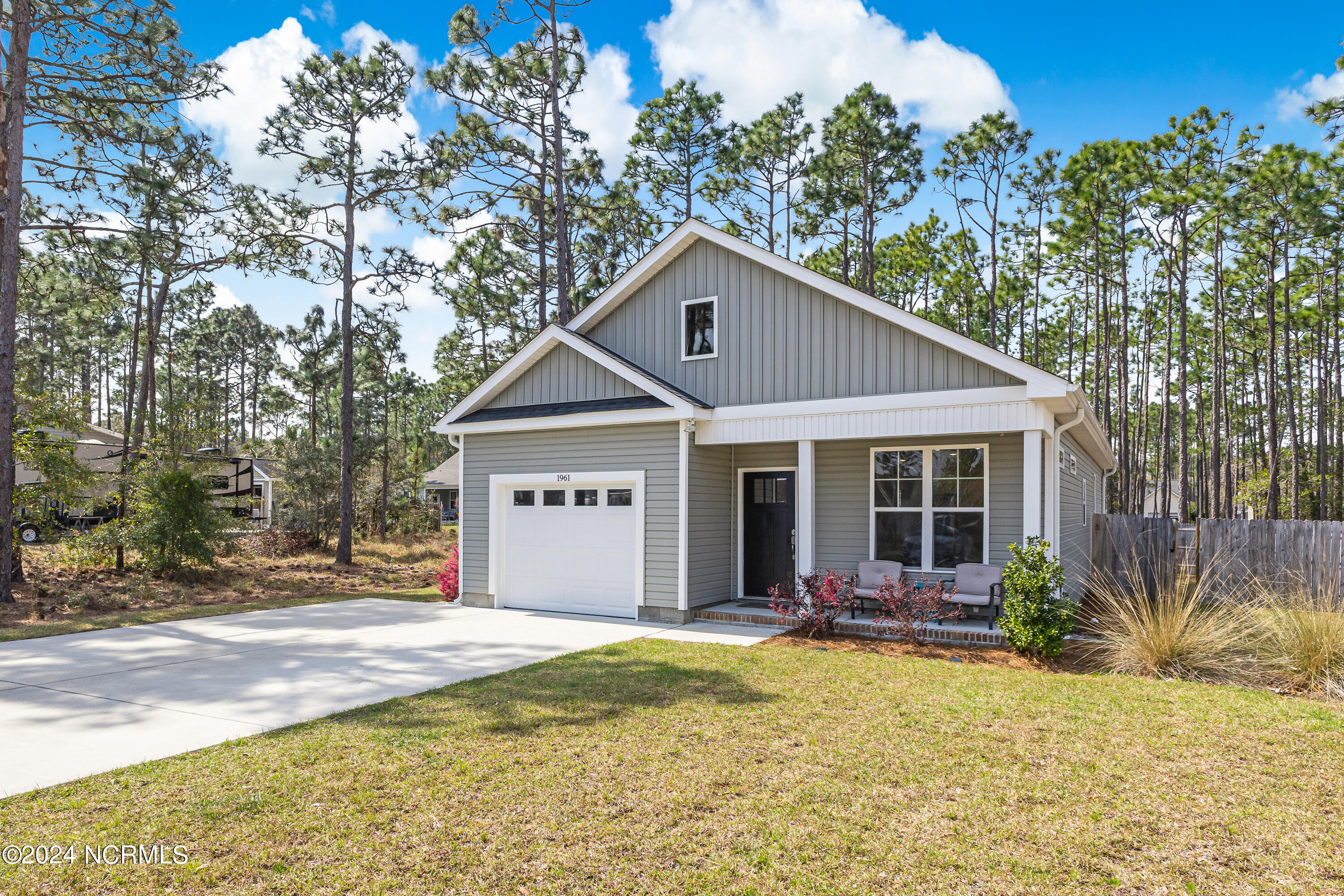 1961 Raeford Road Southport, NC 28461 - Photo 3 of 40 1961 Raeford-3