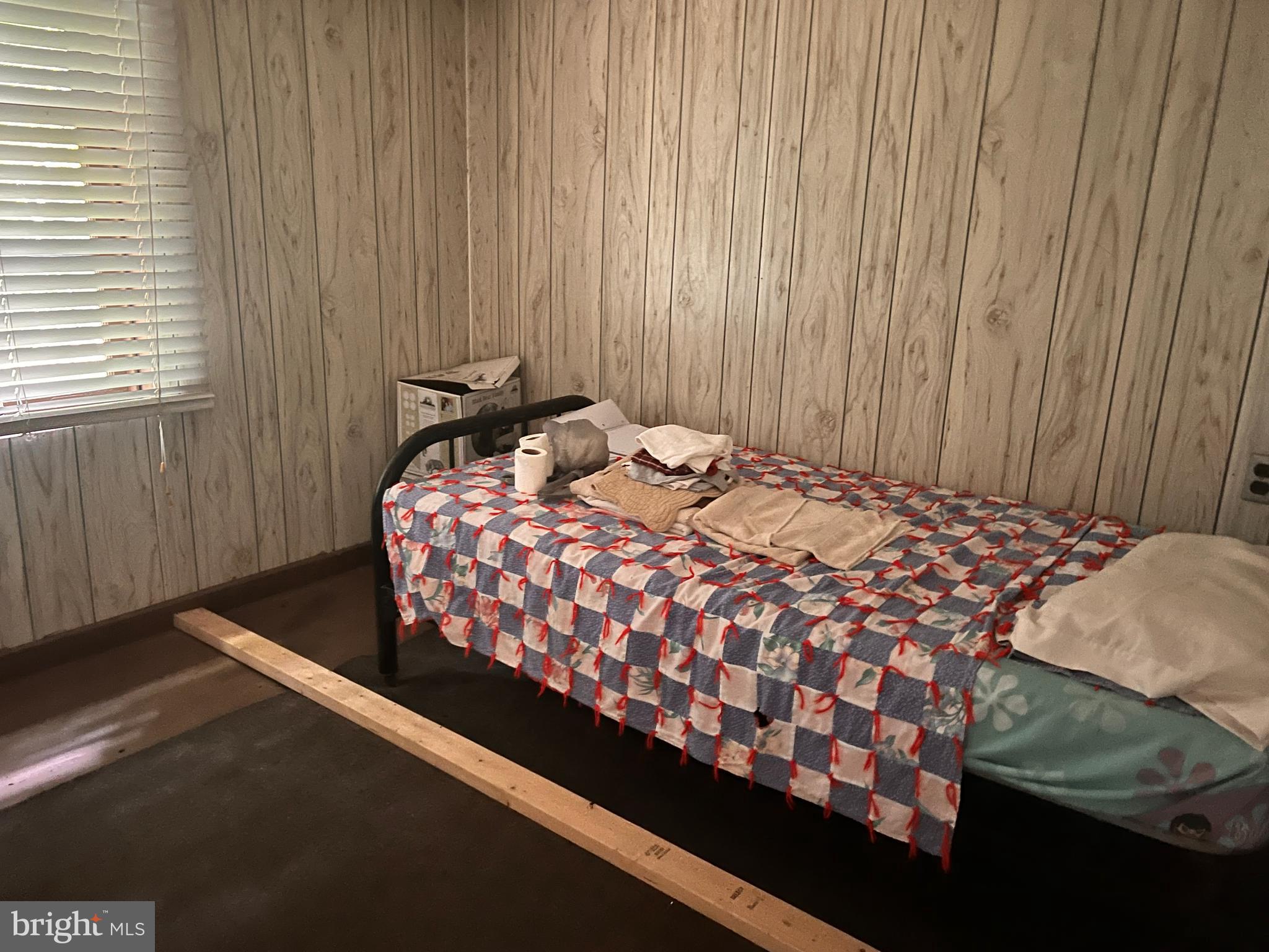 10 Co Rte 2/3 Hedgesville, WV 25427 - Photo 12 of 48 Sleeping quarters.