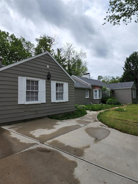 5212 North Hickory Road Muncie, IN 47303 - Photo 1 of 16 Gallery Image 1