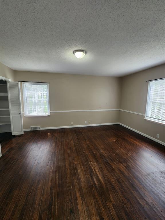 5212 North Hickory Road Muncie, IN 47303 - Photo 3 of 16 Gallery Image 3