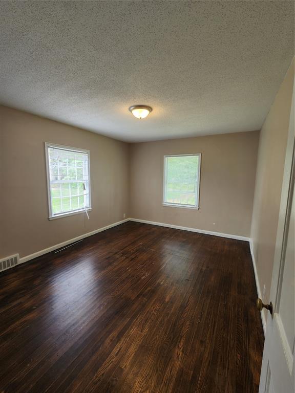 5212 North Hickory Road Muncie, IN 47303 - Photo 5 of 16 Gallery Image 5