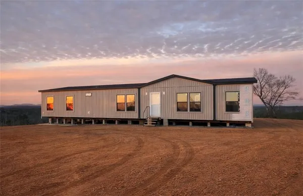 $1,100,000 | 1590 Buttermilk Road Southwest, Cave Spring, GA 30124