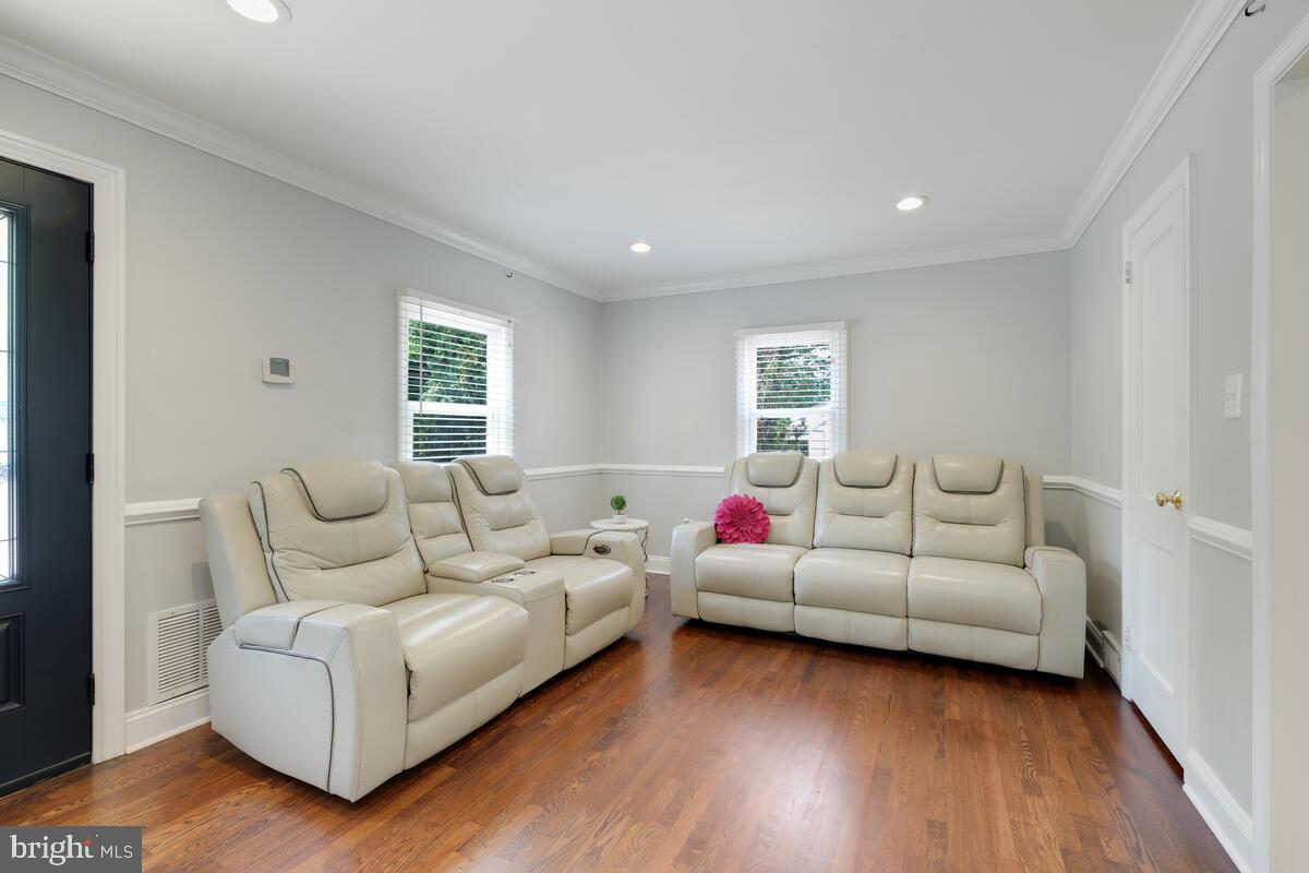 12229 Selfridge Road Silver Spring, MD 20906 - Photo 6 of 30